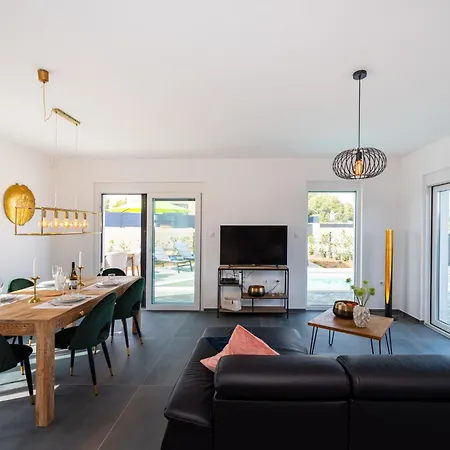 Sundeck - Near Sibenik Vakantiehuis *