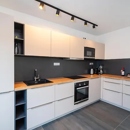 Sundeck - Near Sibenik Vakantiehuis Brodarica (Sibenik-Knin)