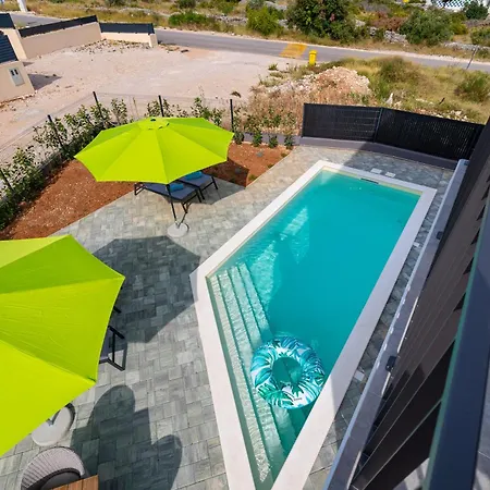 Sundeck - Near Sibenik * Brodarica (Sibenik-Knin)