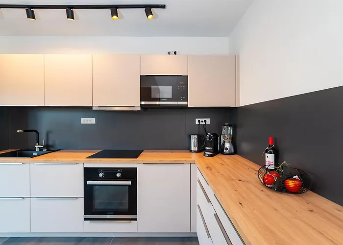 Sundeck - Near Sibenik Brodarica (Sibenik-Knin)