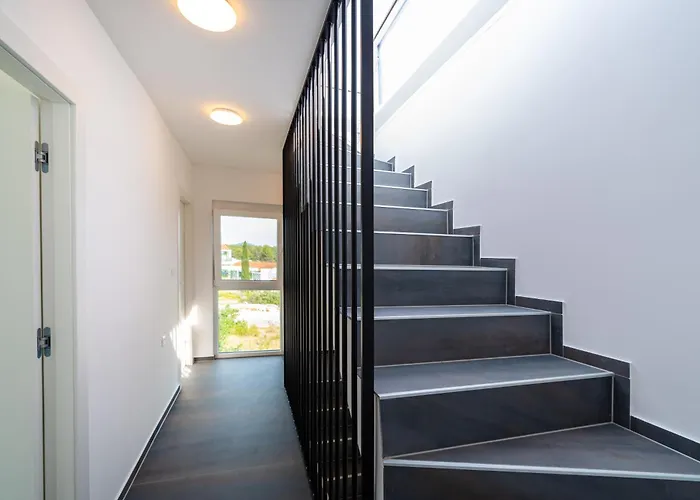 Sundeck - Near Sibenik Brodarica (Sibenik-Knin)