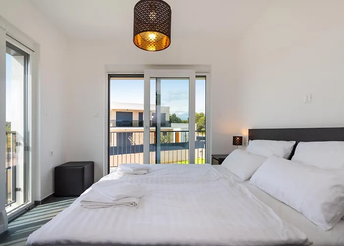 Sundeck - Near Sibenik Hébergement de vacances *